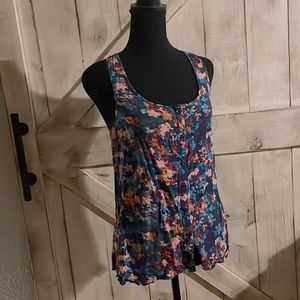 Cute Floral Blouse size Small